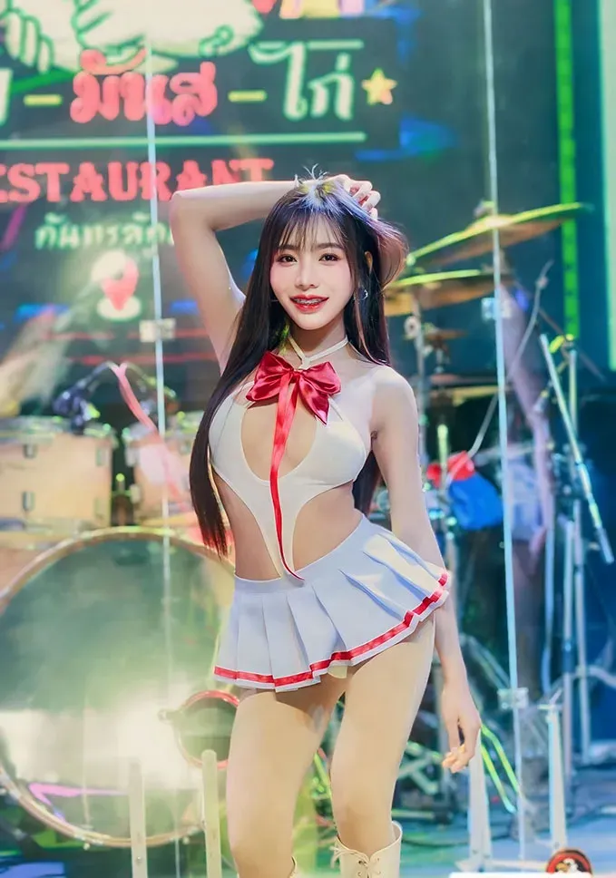 น้องขวัญแก้ว เน็ตไอดอล